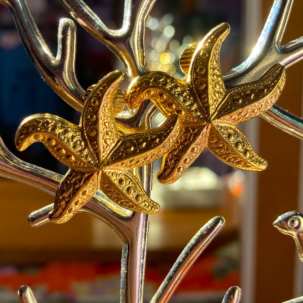 Starfish Sea Star Gold Vintage Clip On Earrings